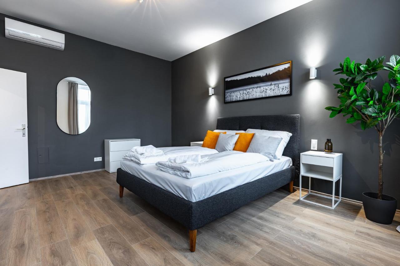 Newley Renovated Apartment Next To Hannovermarkt Вена Экстерьер фото